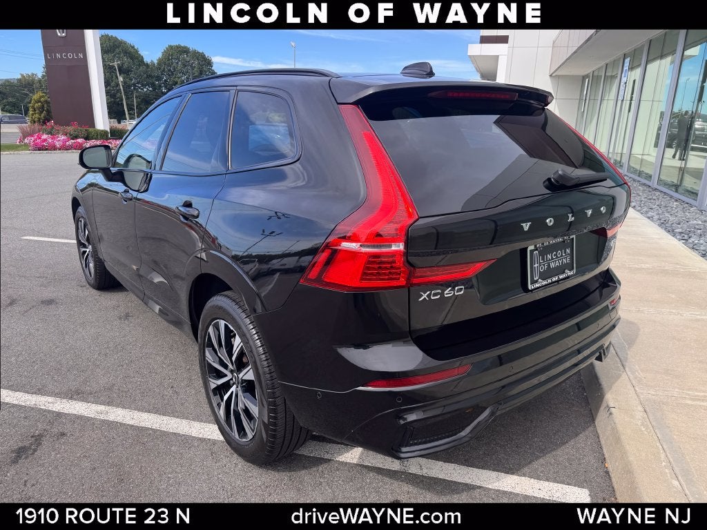 2025 Volvo XC60 B5 Plus