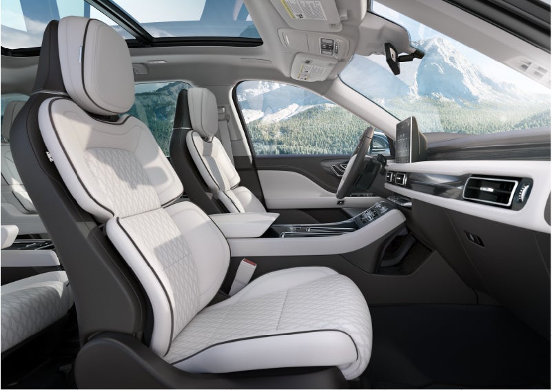 The interior of a Lincoln Aviator® Black Label model is shown in the Chalet theme | Lincoln of Wayne in Wayne NJ