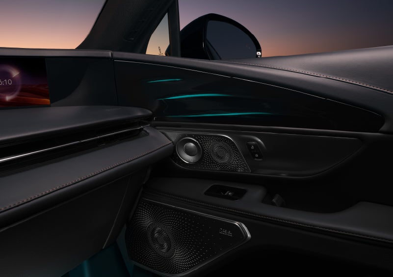 Selectable ambient lighting glows in the passenger door panel. | Lincoln of Wayne in Wayne NJ