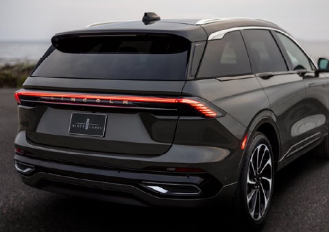 The rear of a 2026 Lincoln Black Label™ Nautilus® SUV displays full LED rear lighting. | Lincoln of Wayne in Wayne NJ
