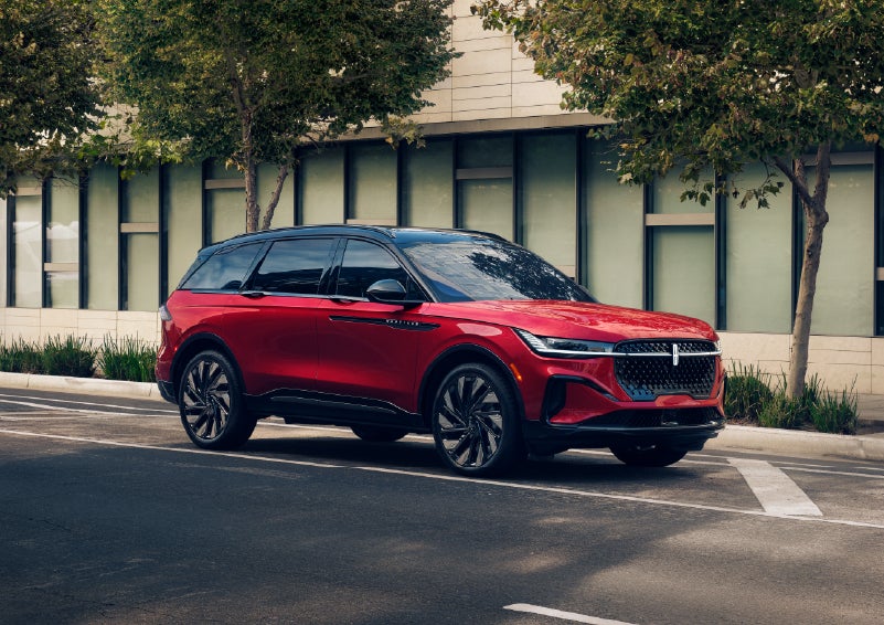 2026 Lincoln Nautilus® SUV with the available Jet Appearance Package and Hybrid transmission. | Lincoln of Wayne in Wayne NJ