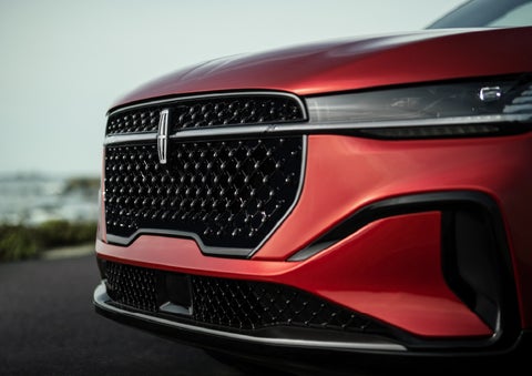 The sleek grille of a 2026 Lincoln Nautilus® SUV with the available Jet Appearance Package makes a bold statement. | Lincoln of Wayne in Wayne NJ
